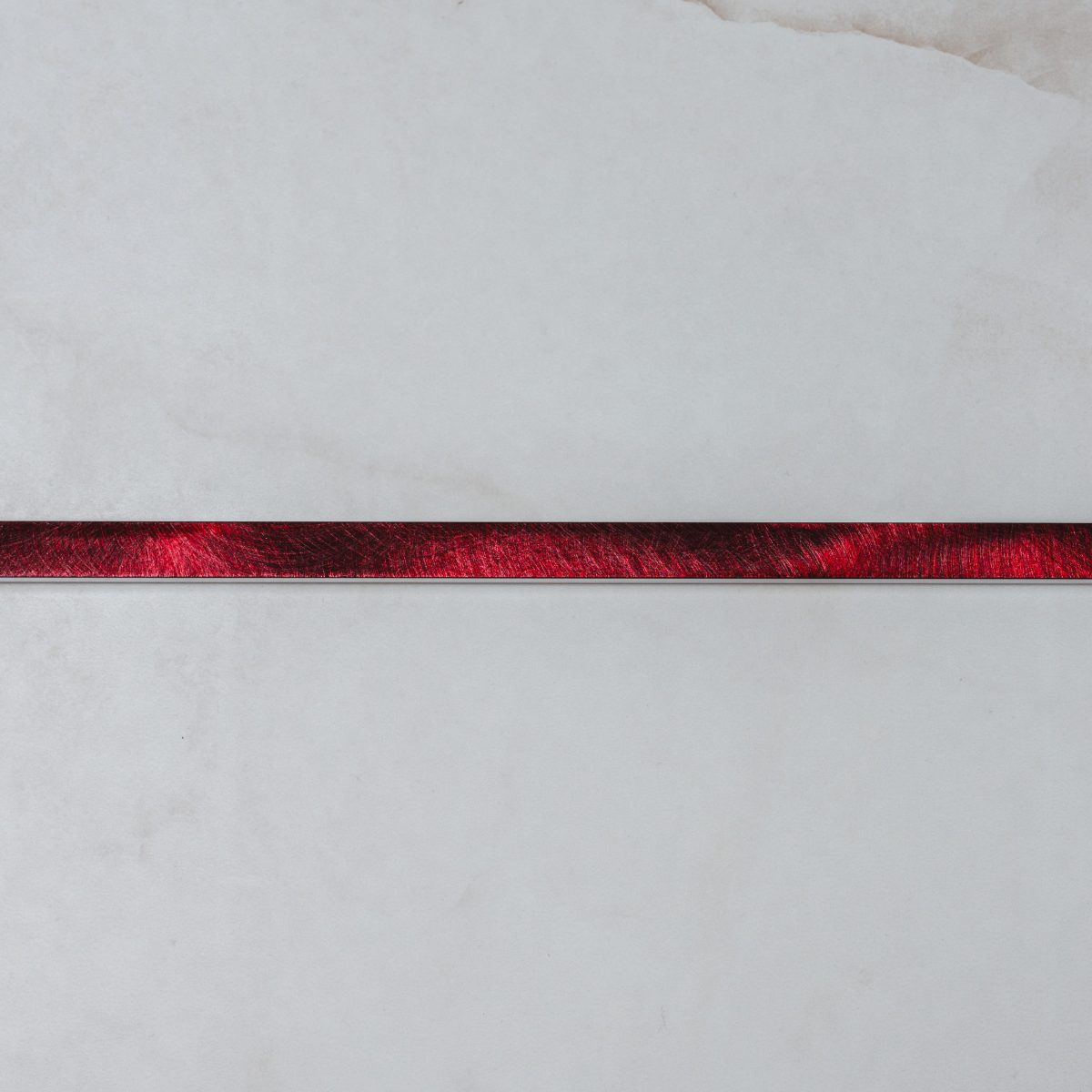 Listela ozdobná medzi obklad Red 8x10 mm